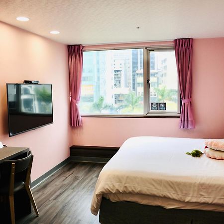 歐法行旅 O Fun Hotel Tajpej Kültér fotó