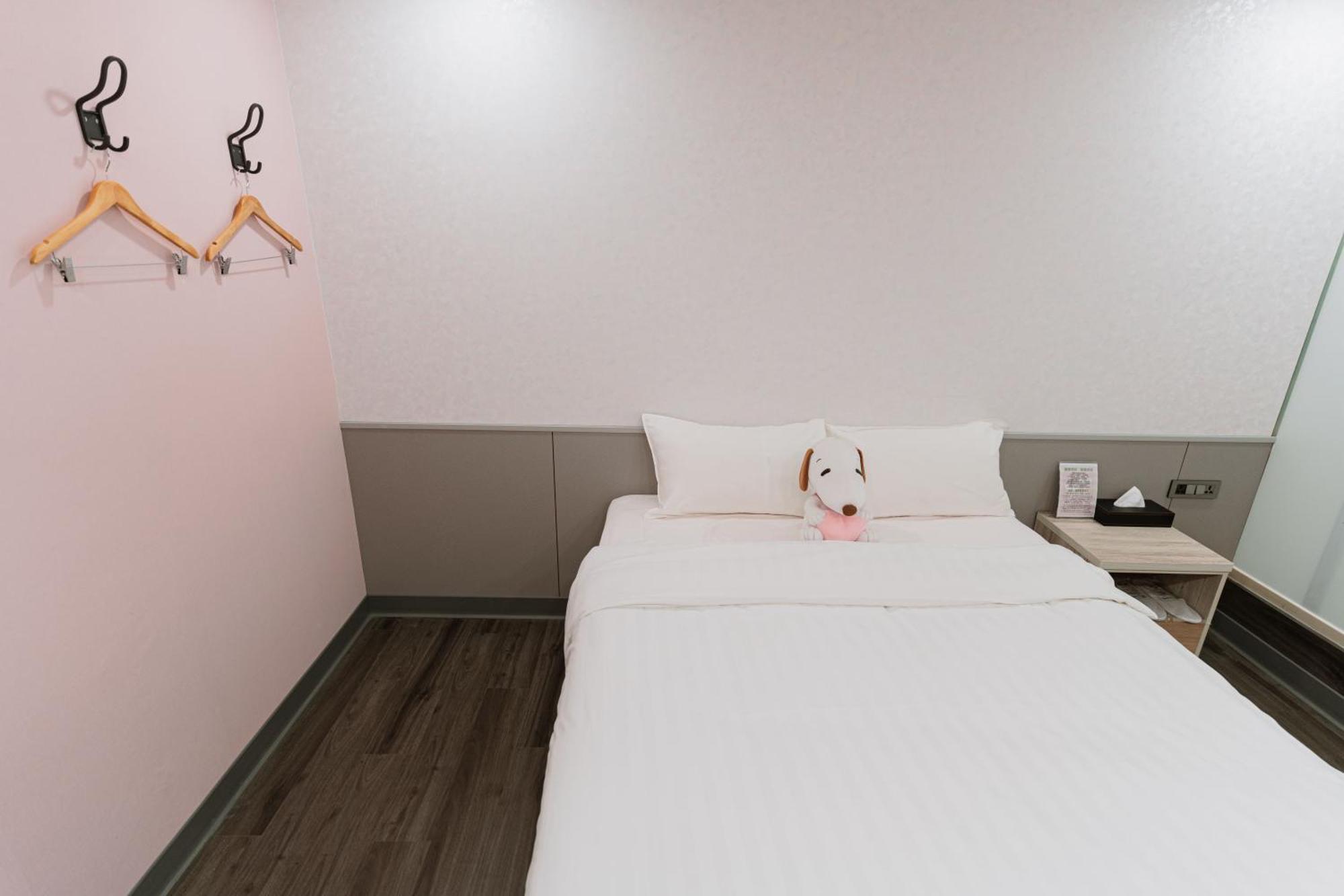 歐法行旅 O Fun Hotel Tajpej Kültér fotó
