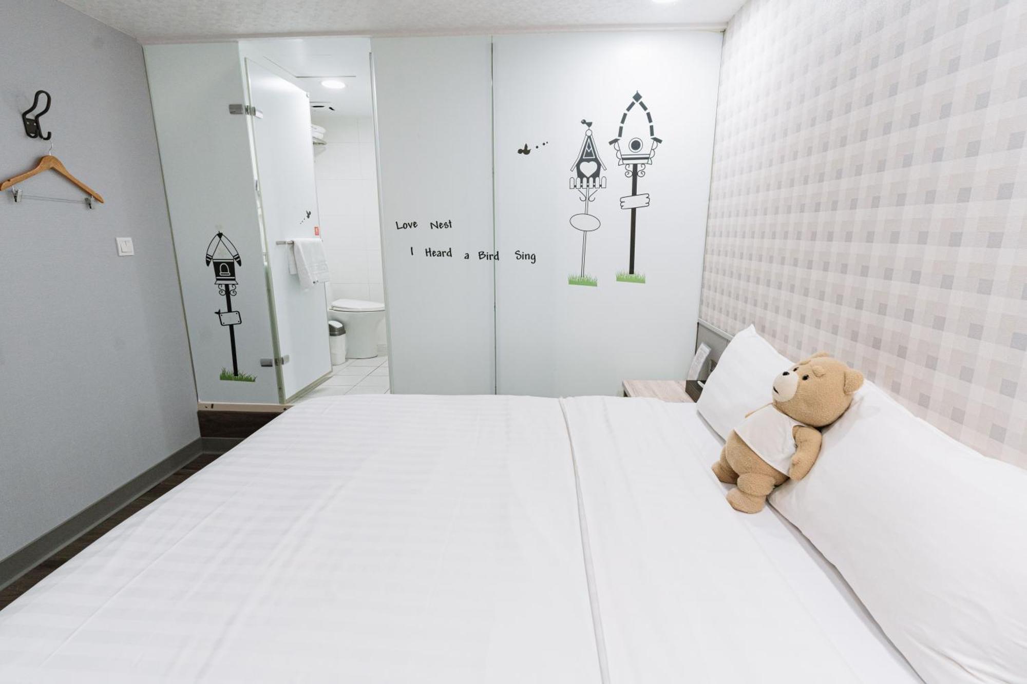 歐法行旅 O Fun Hotel Tajpej Kültér fotó
